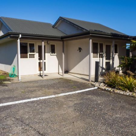 Karamea River Motels Extérieur photo