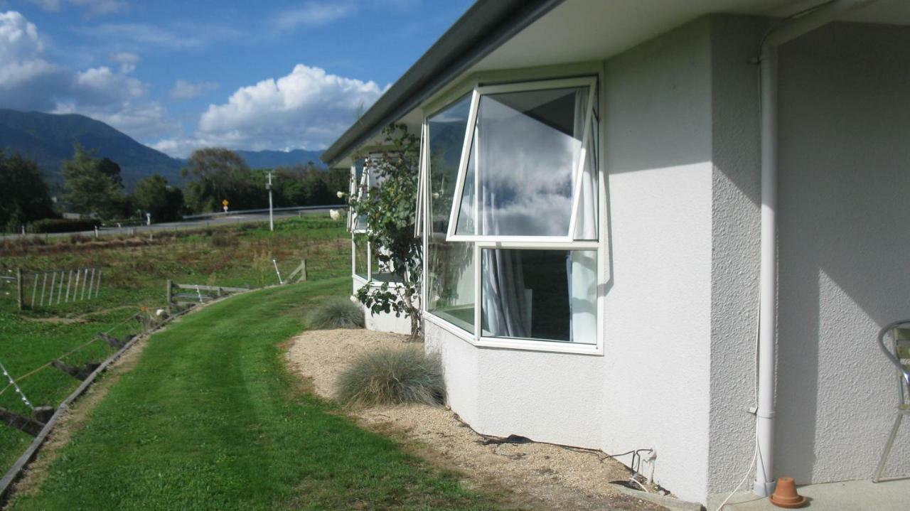 Karamea River Motels Extérieur photo